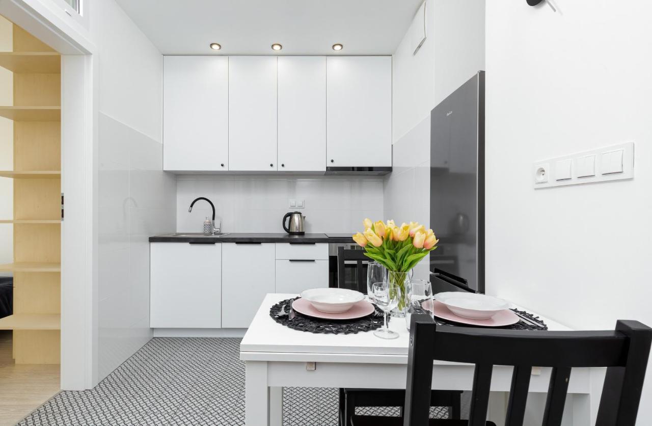 Metro Bielany Apartments By Noclegi Renters 华沙 外观 照片