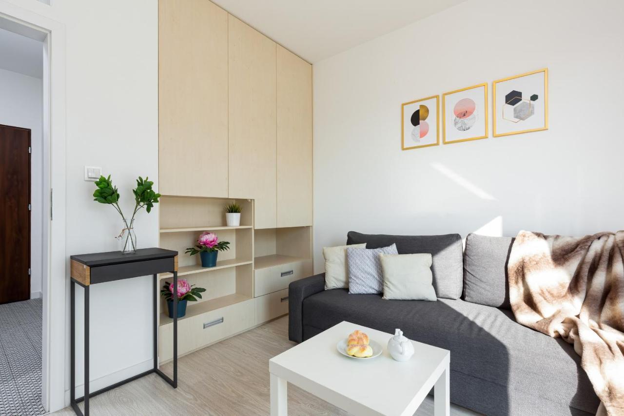Metro Bielany Apartments By Noclegi Renters 华沙 外观 照片