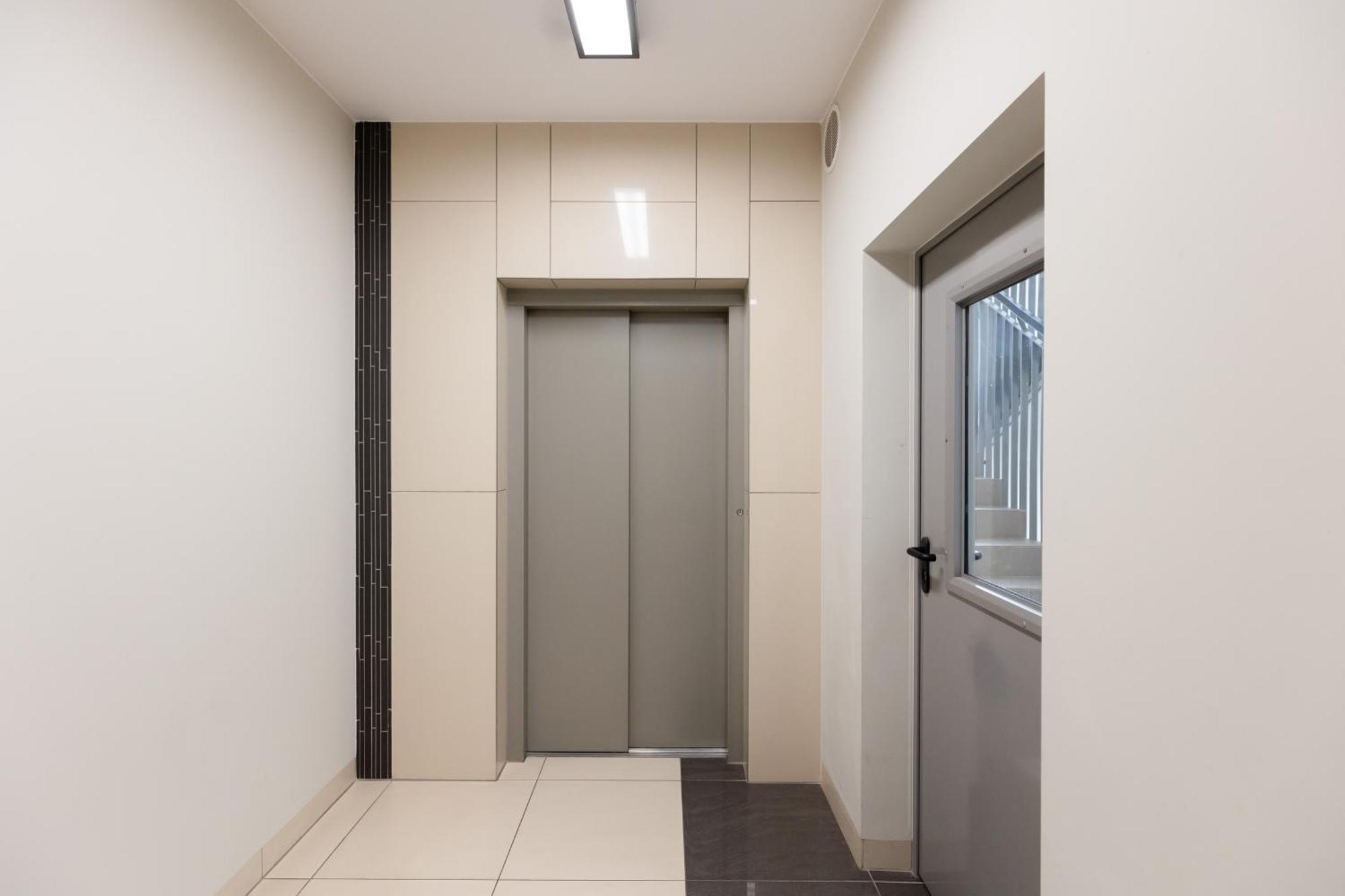 Metro Bielany Apartments By Noclegi Renters 华沙 外观 照片